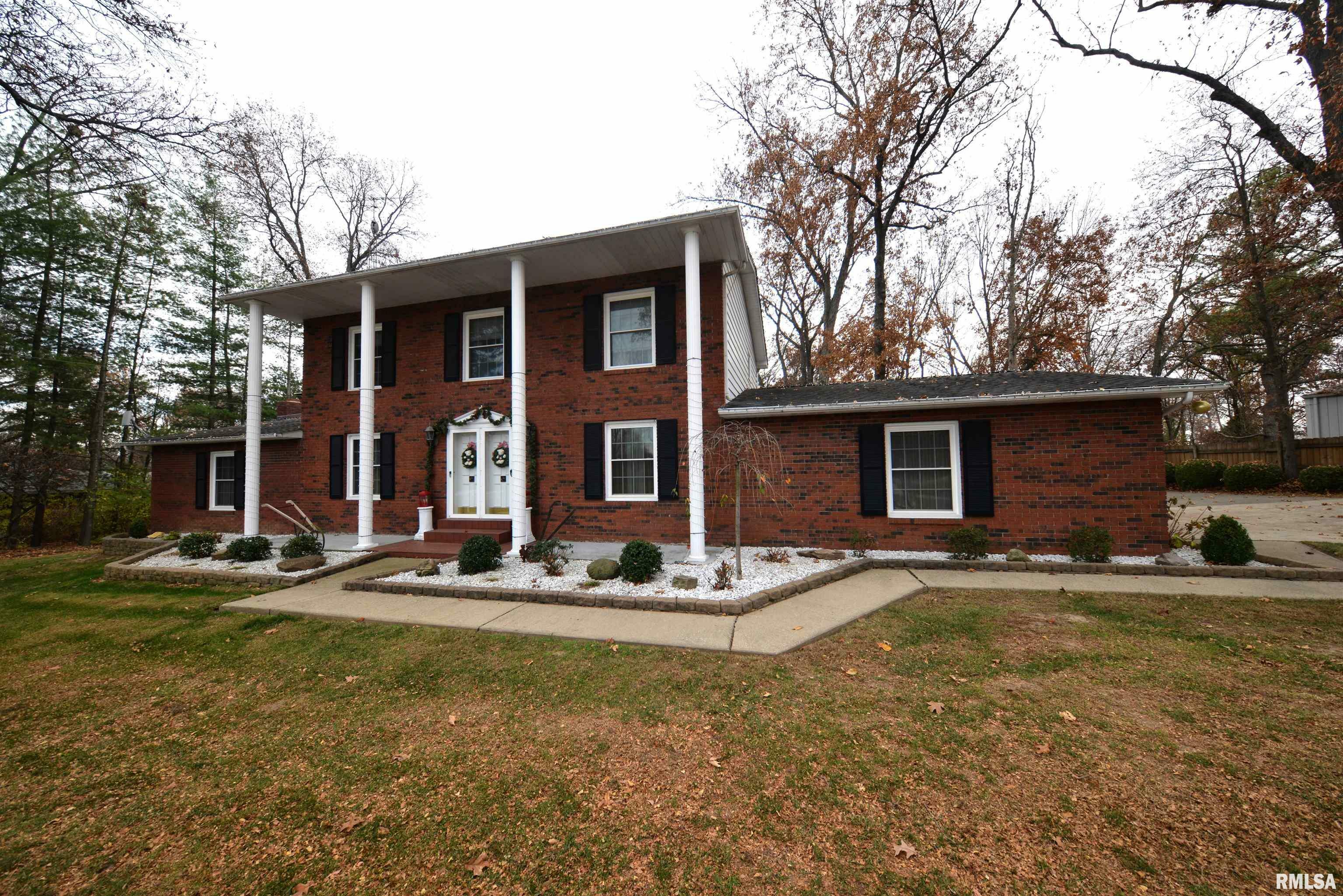 Property Photo: 4919 Richview Road IL 62864
