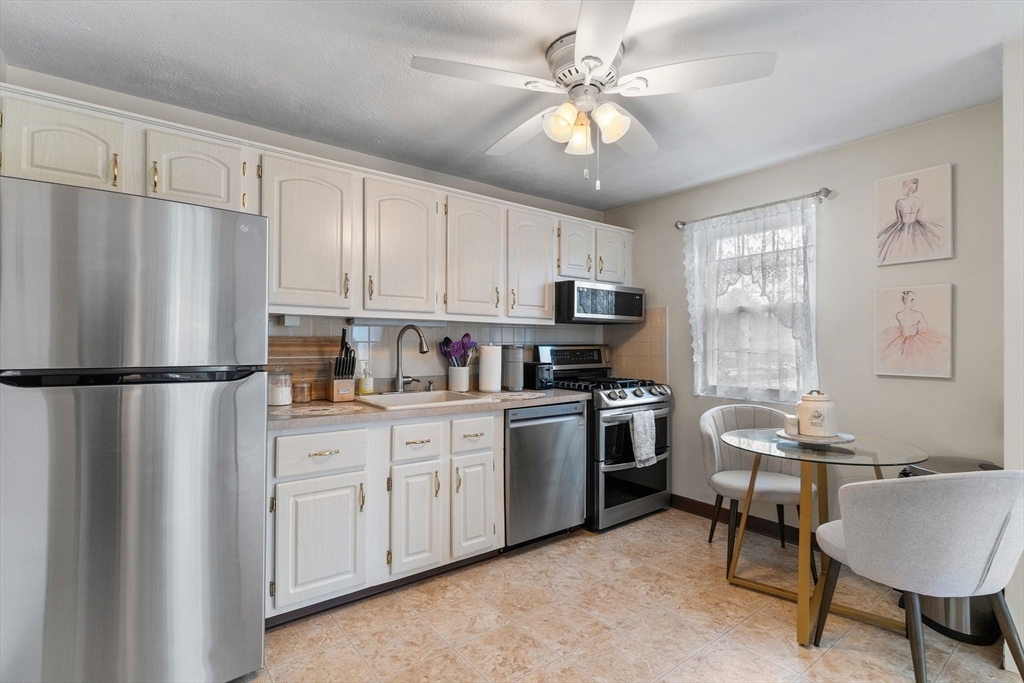 Property Photo: 270 Main Street 35 MA 01864