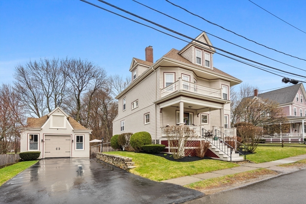 Property Photo: 17 Bates Rd MA 02186