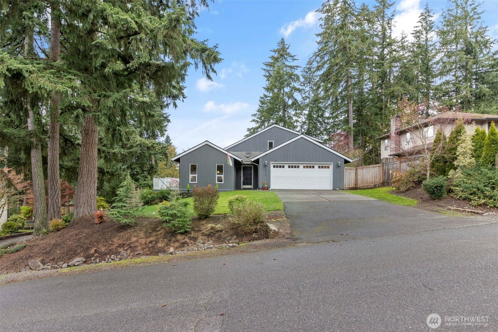 Property Photo: 14319 165th Place SE WA 98059