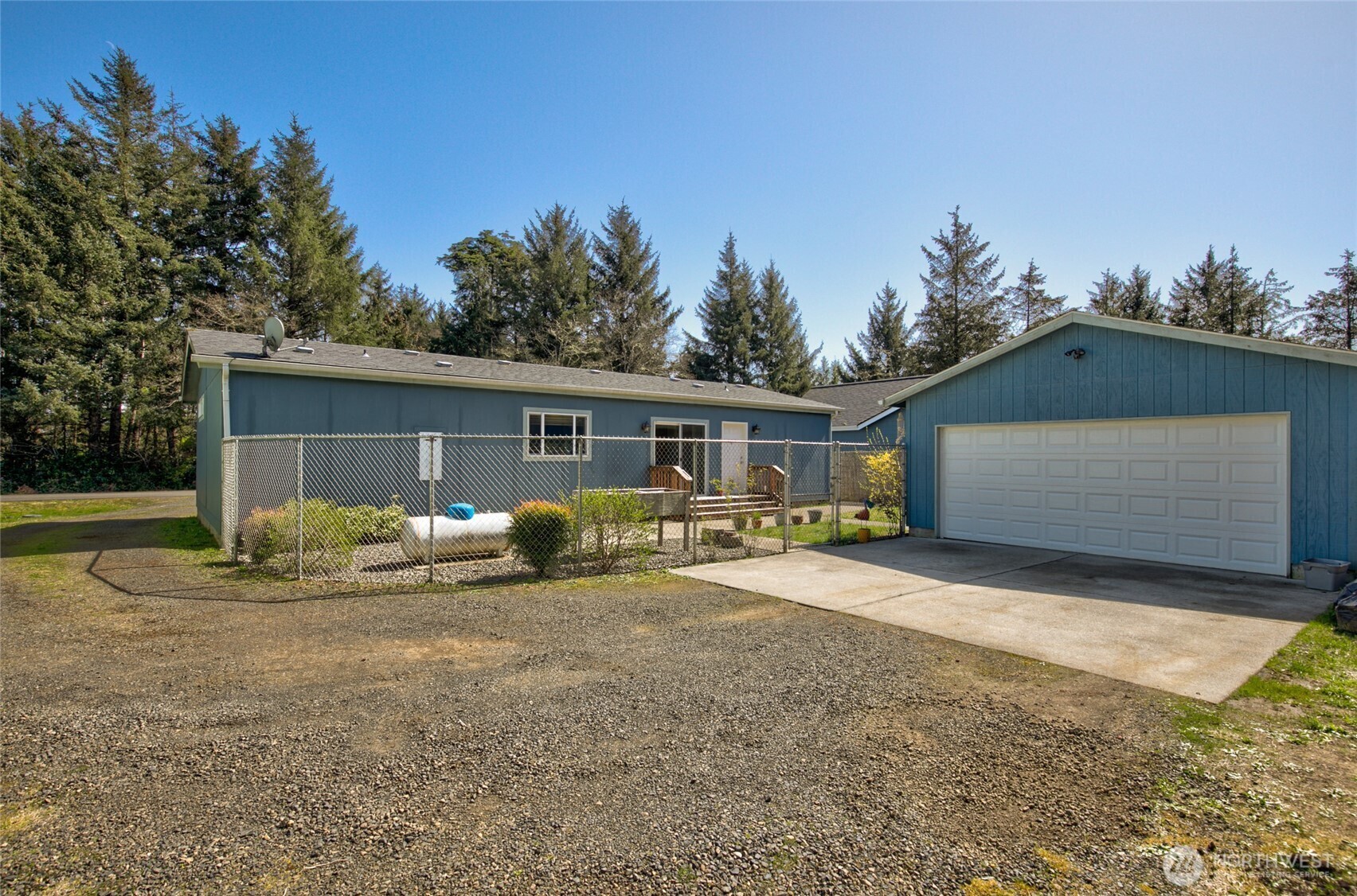 Property Photo: 663 Woodland Loop NE WA 98569