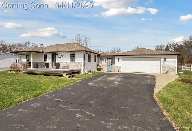 Property Photo: 5332 W Maple Avenue MI 48473