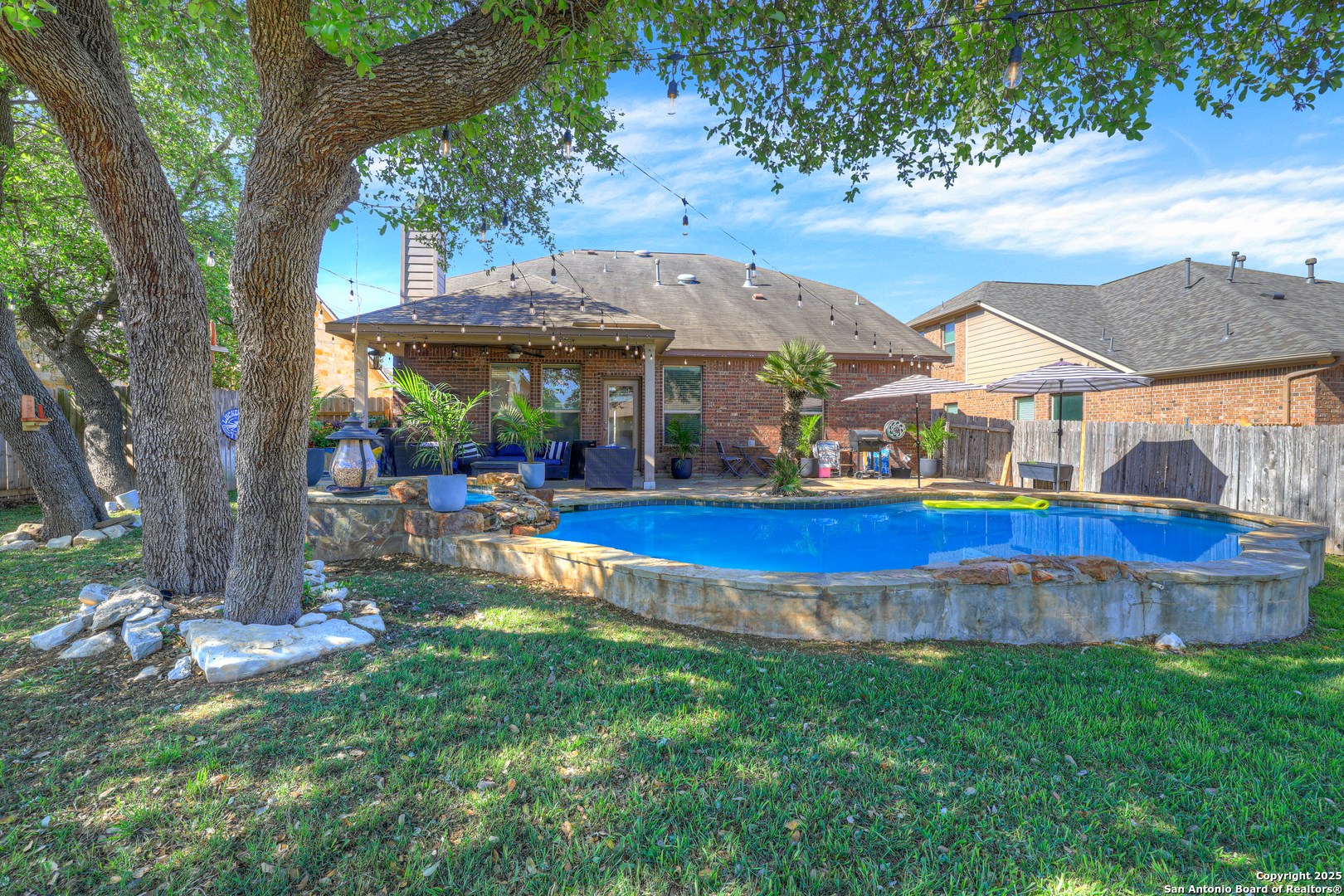 Property Photo: 3715 Sweet Olive TX 78261