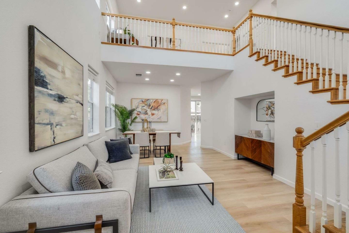 Property Photo: 945 Windsor Hills Circle CA 95123