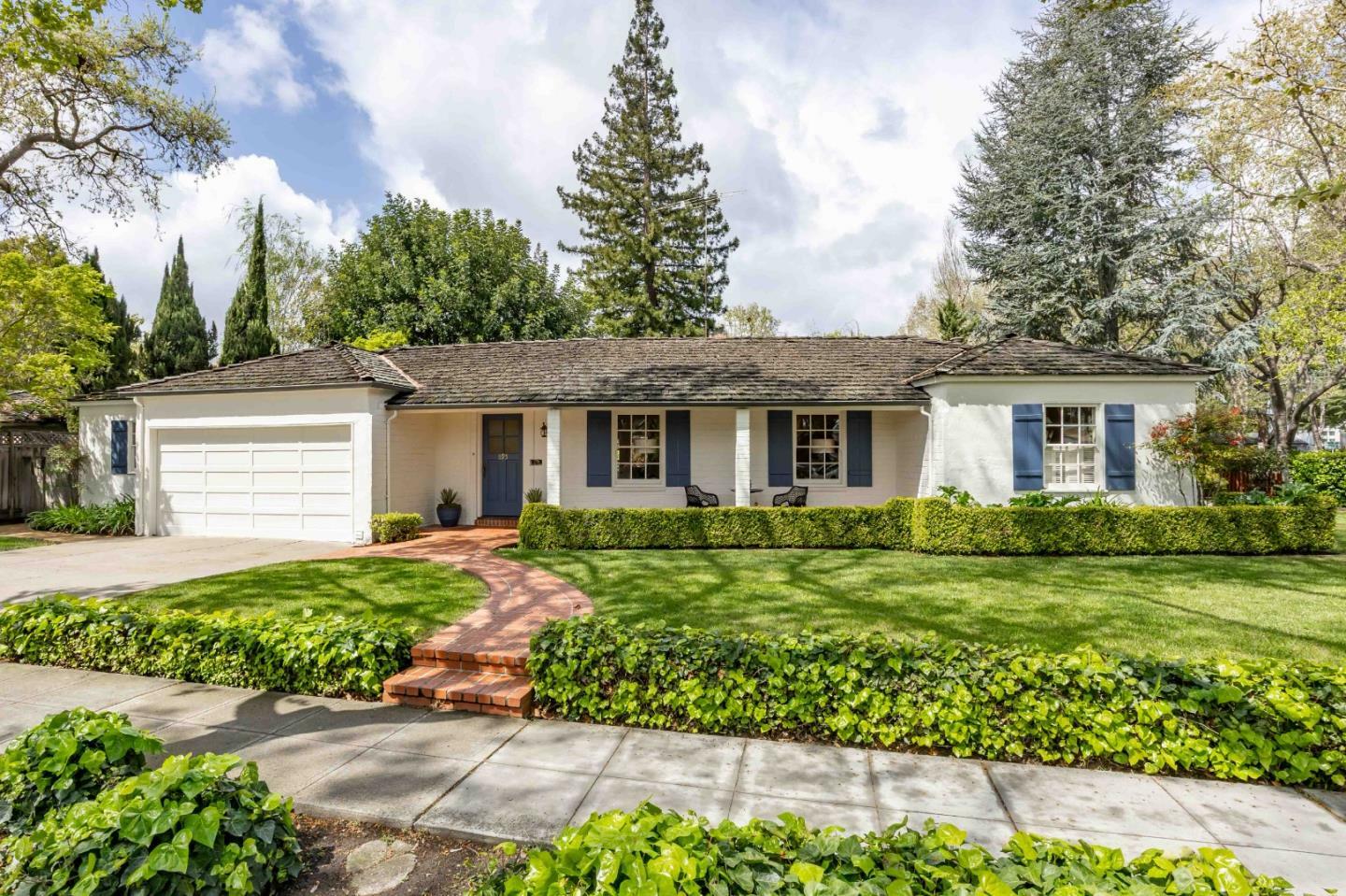 695 North California Avenue  Palo Alto CA 94301 photo