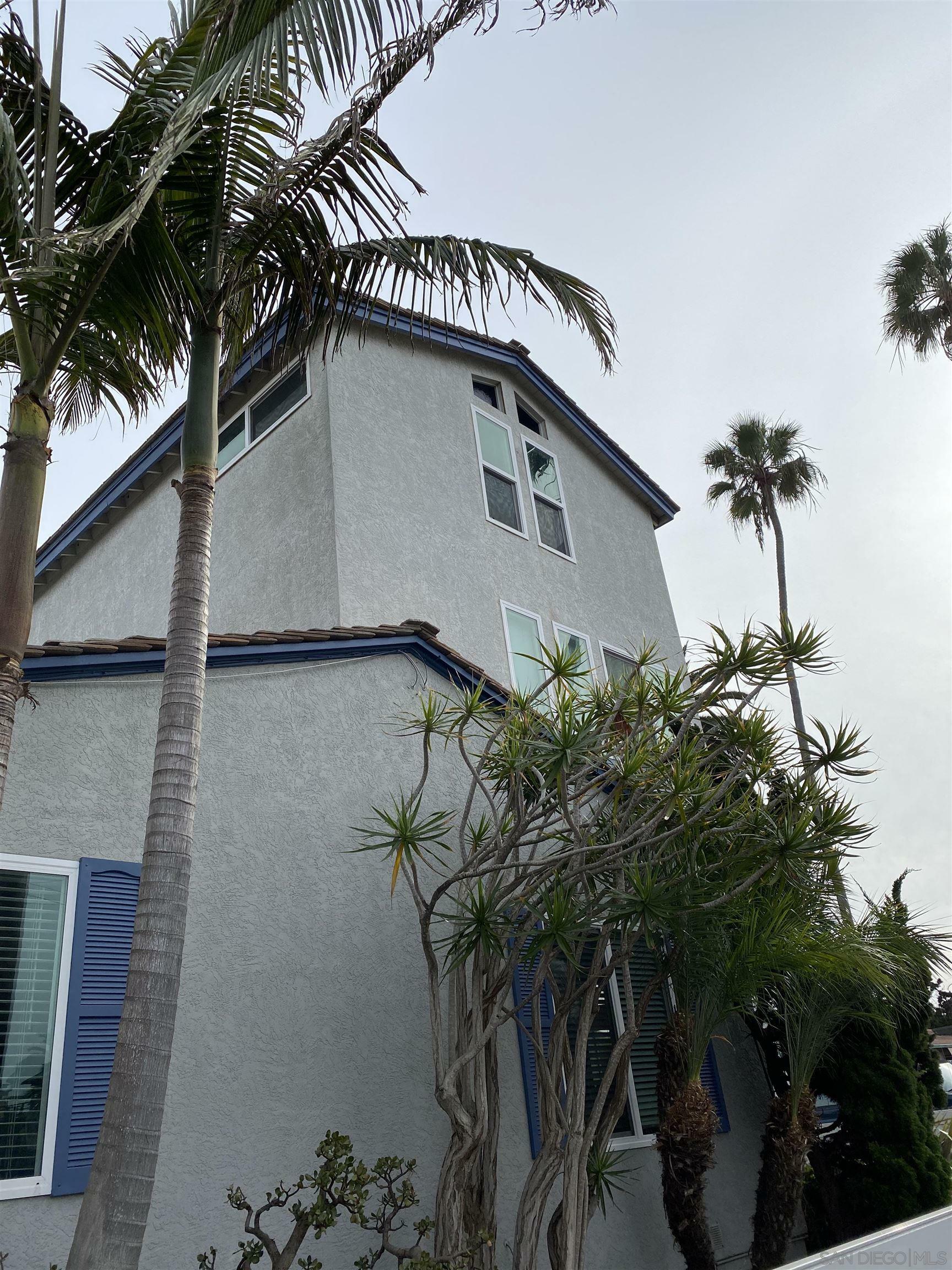 Property Photo: 1607 Cable St CA 92107