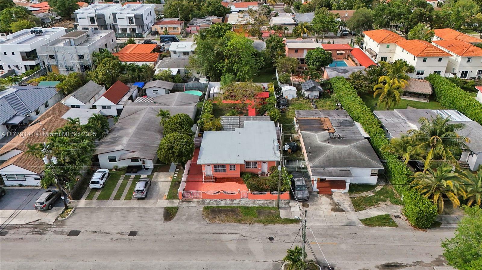 Property Photo: 2901 SW 21st Ter FL 33145