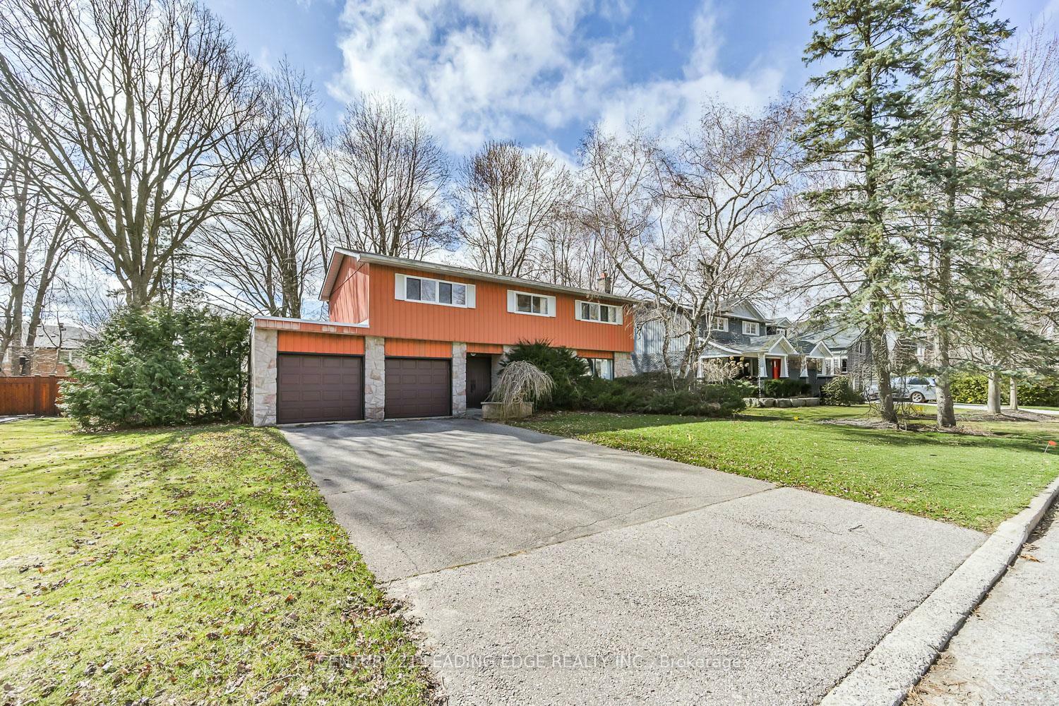 Property Photo: 14 Jeremy Drive ON L3R 2K6
