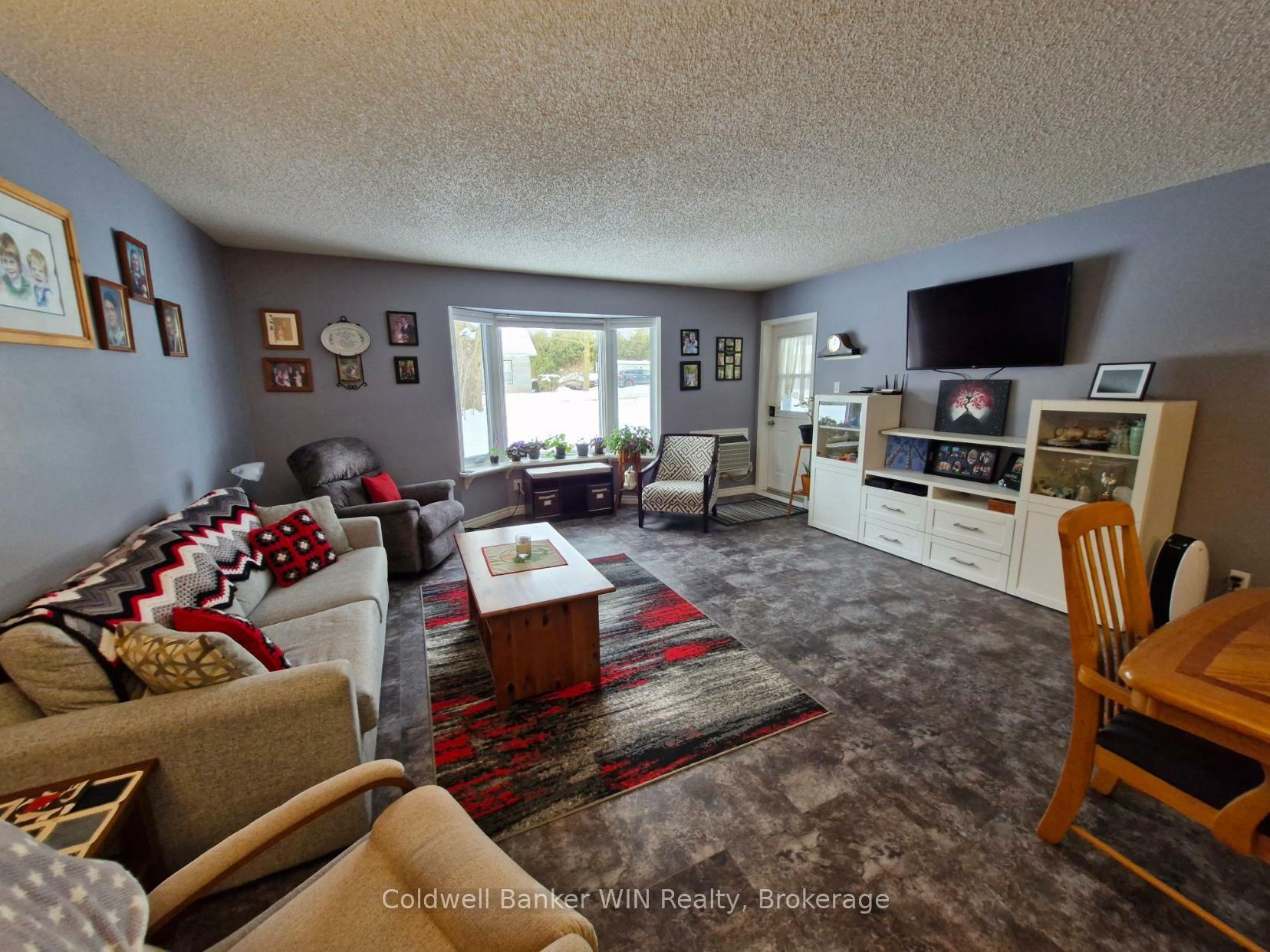 Property Photo: 460 Durham Street W 106 ON N0G 2L1