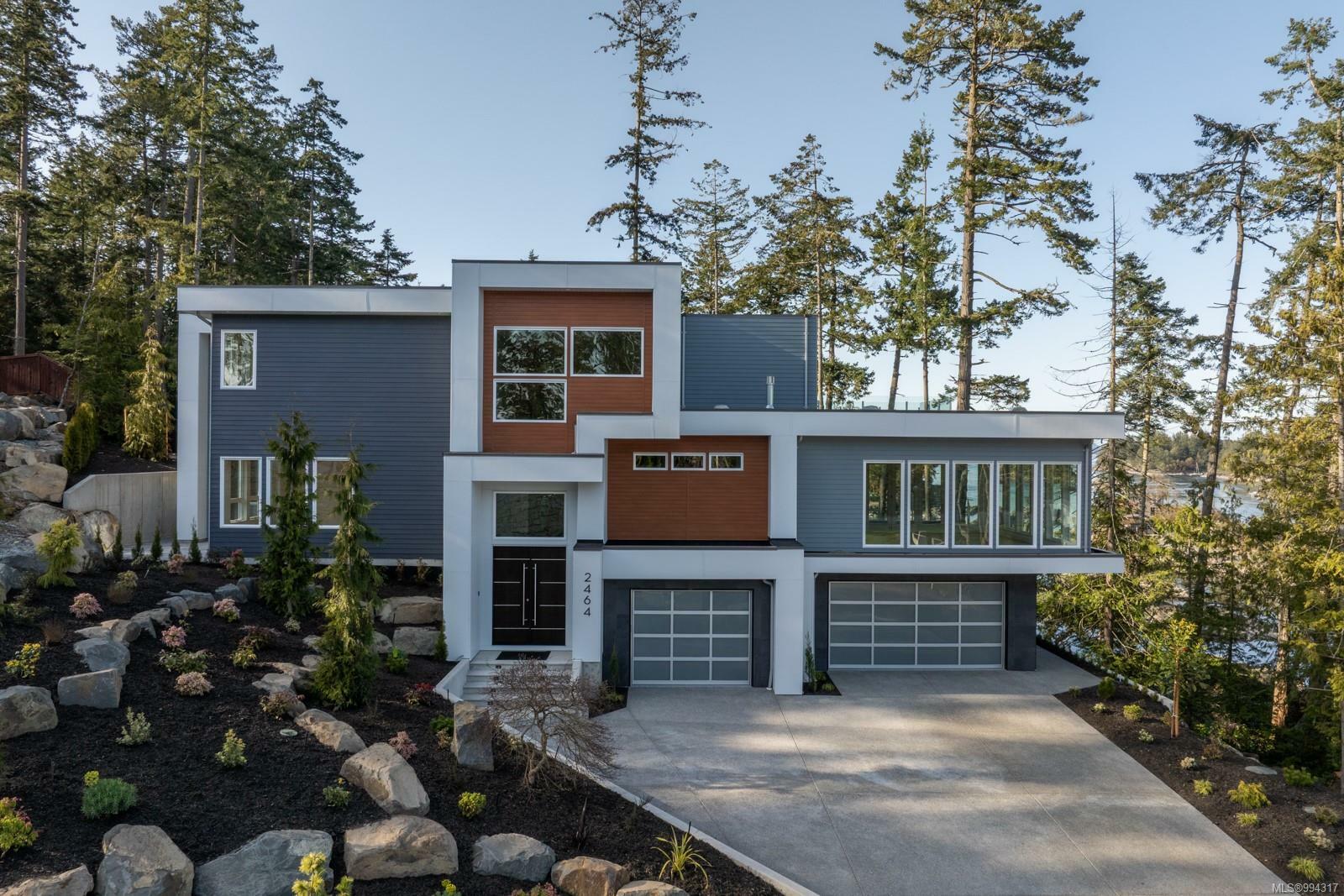 Property Photo: 2464 Tryon Rd BC V8L 5H8