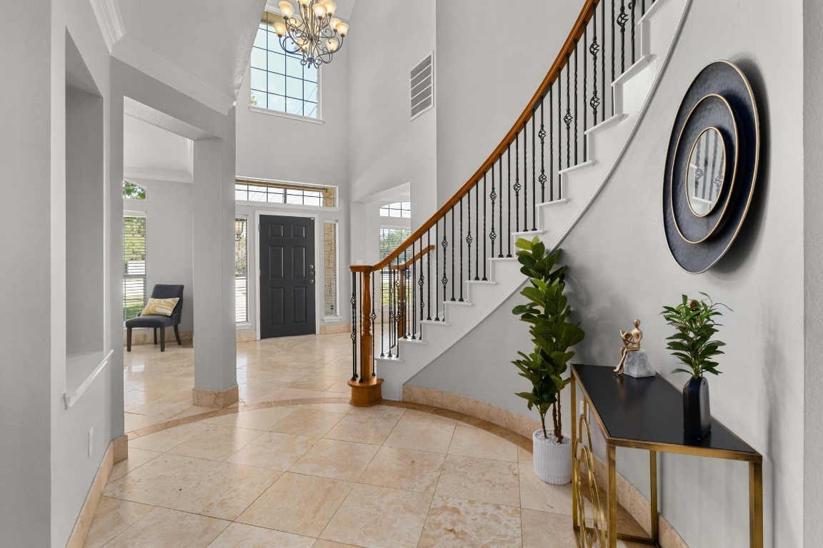 Property Photo: 6611 Yaupon Drive TX 78759