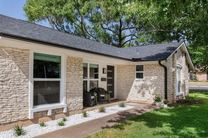 2608 Coatbridge Drive  Austin TX 78745 photo