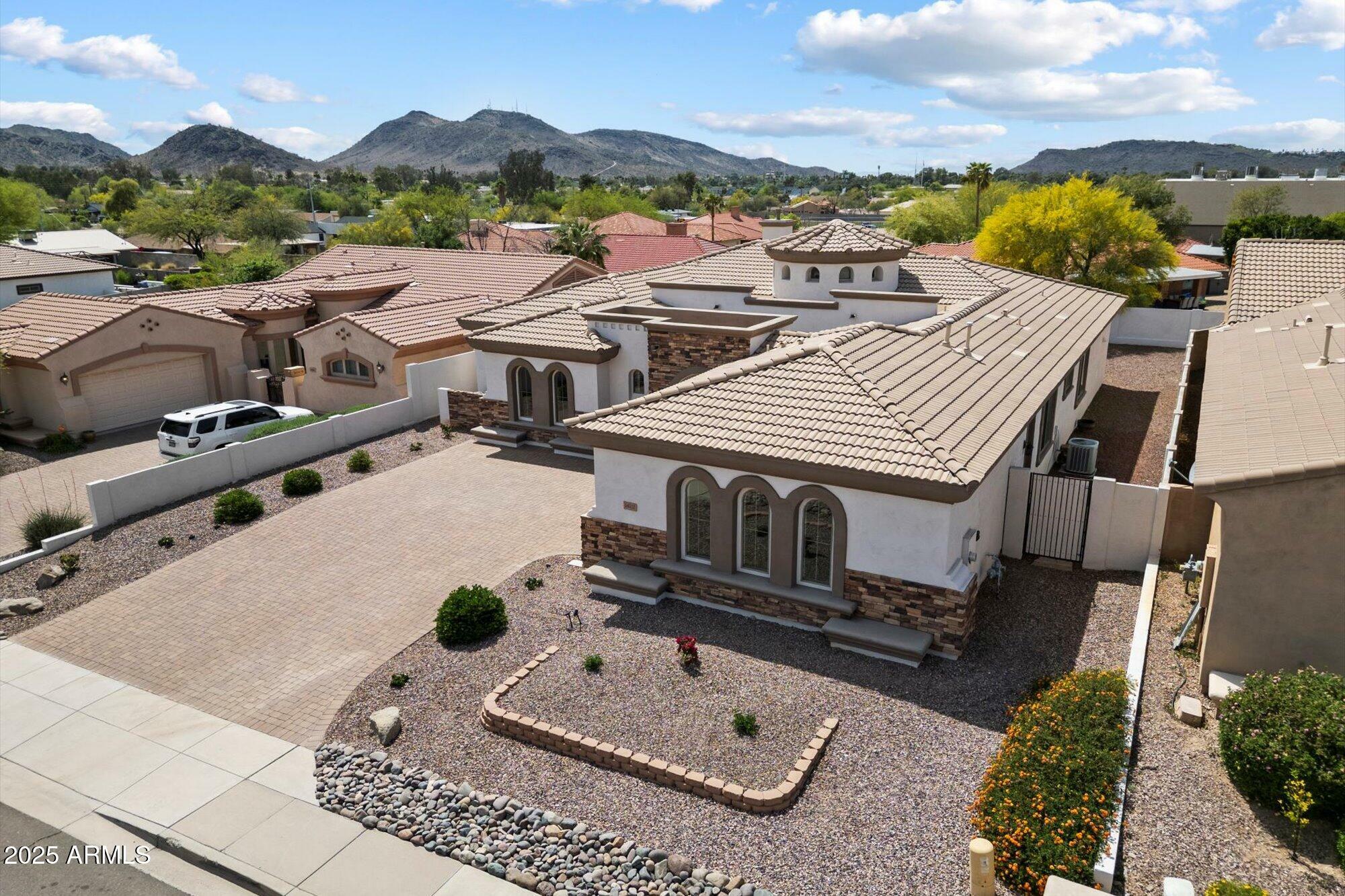 Property Photo: 14112 N 12th Street AZ 85022