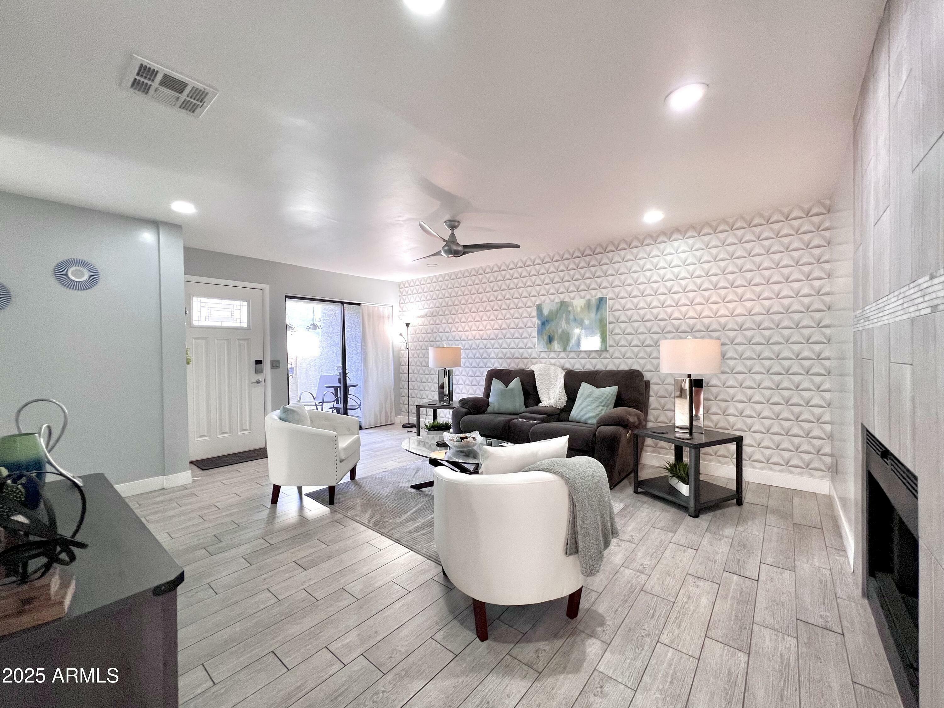 850 S River Drive 1085  Tempe AZ 85281 photo