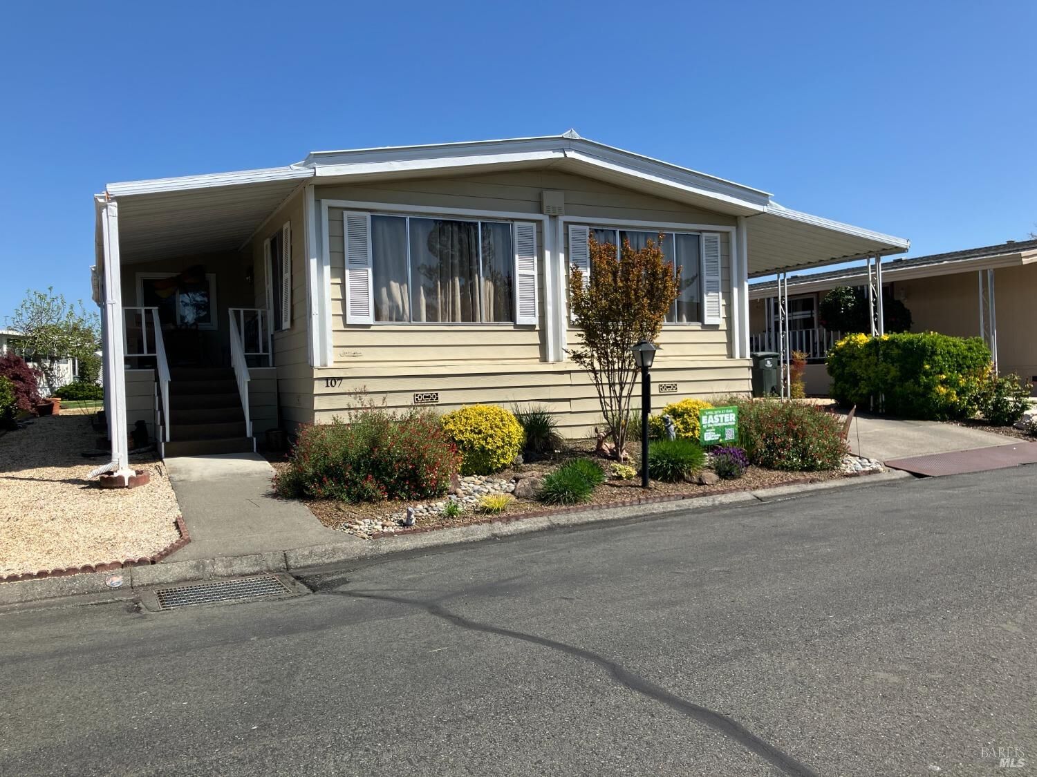 Property Photo:  107 Estrella Drive  CA 95403 