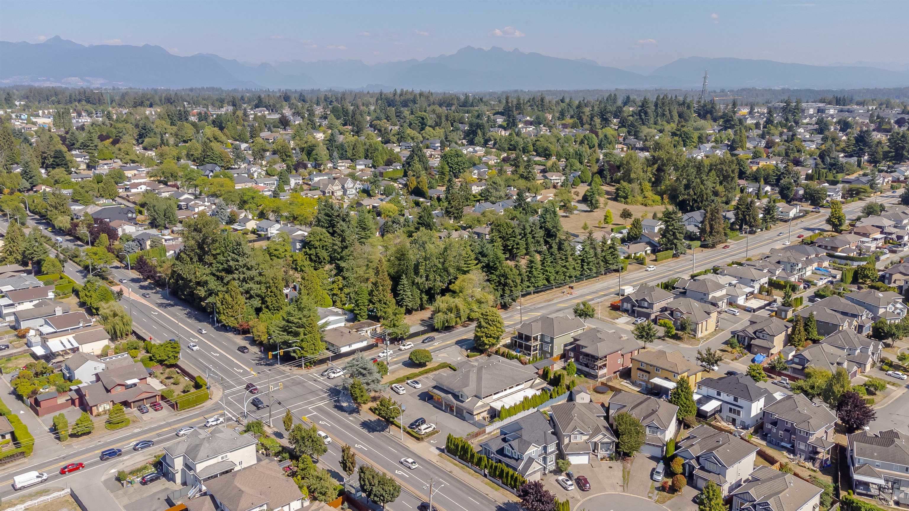 Photo de la propriété: 8298 151A Street BC V3S 8R1