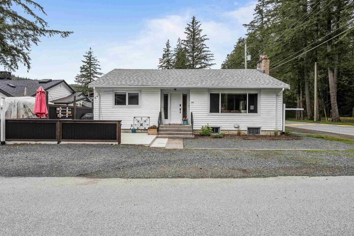 Photo de la propriété: 404 Birch Street BC V2R 4Z3