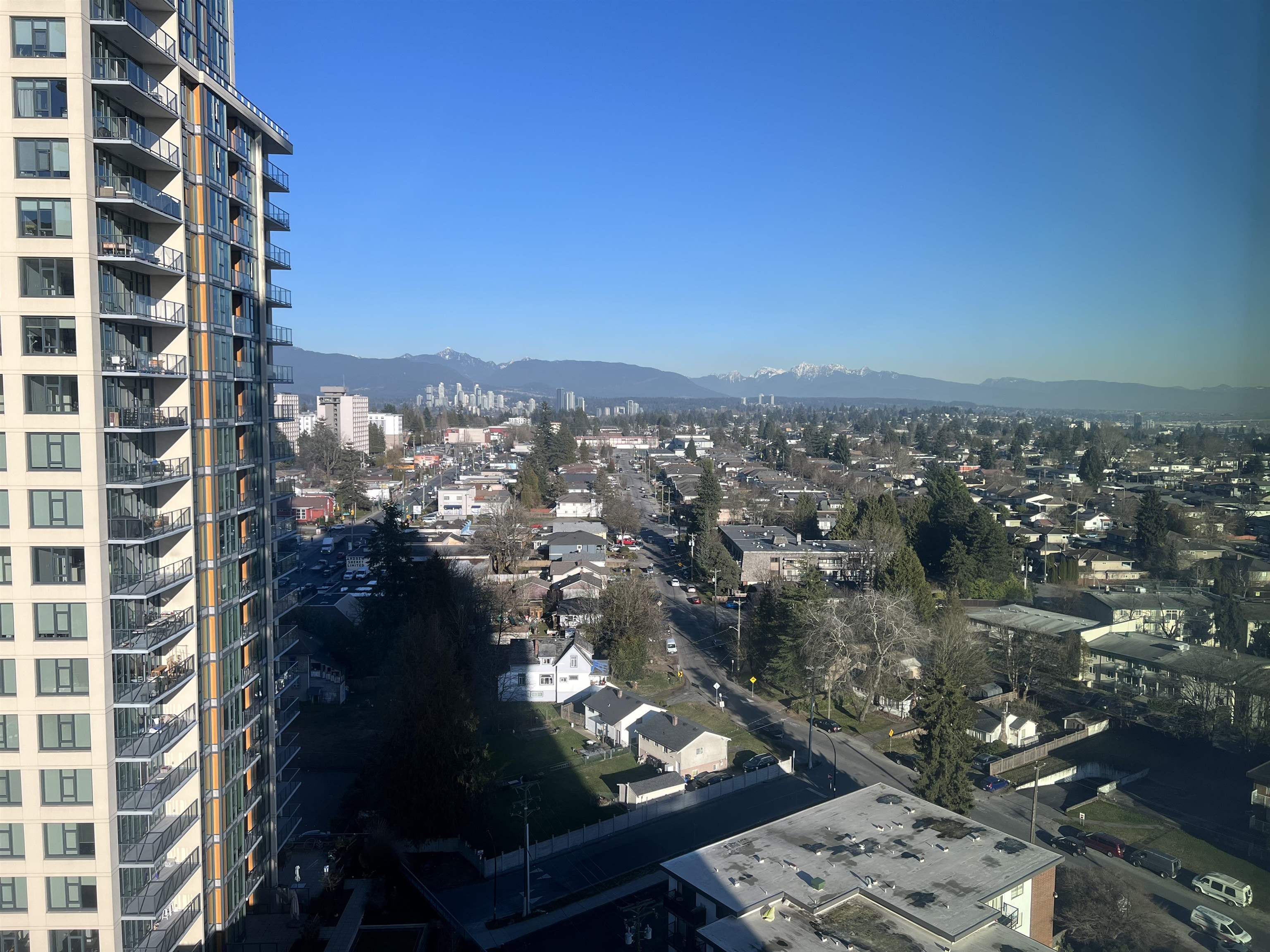 Property Photo:  7388 Kingsway Avenue 1702  BC V3N 0G9 