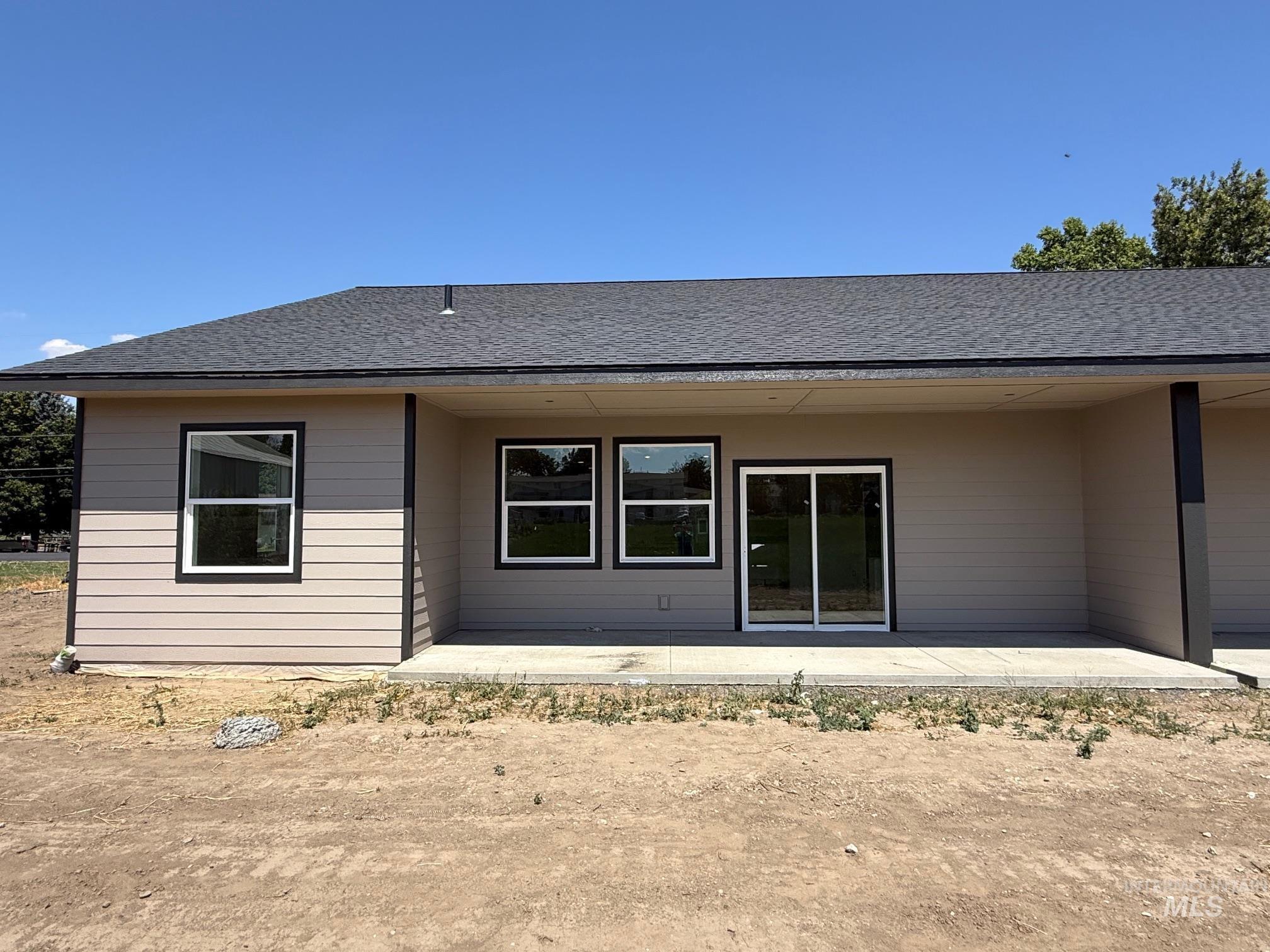 Property Photo: 606 Warner Ave A ID 83501-6253