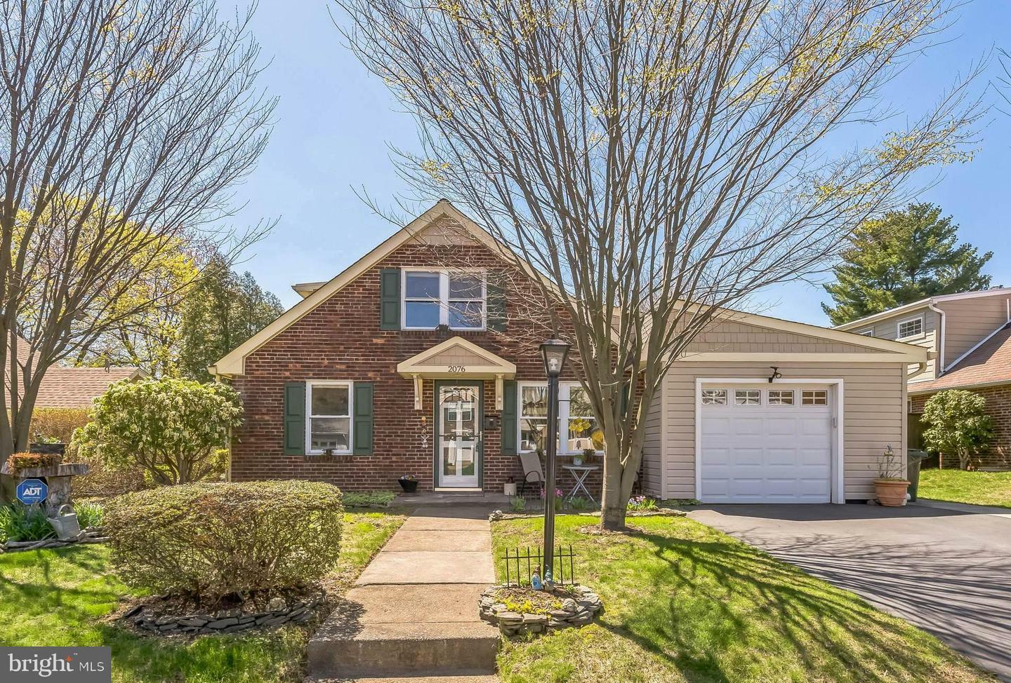 2076 Parkdale Avenue  Abington PA 19001 photo