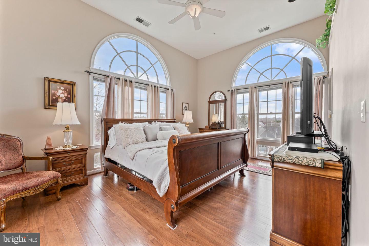 Property Photo: 13310 New Acadia Lane 301 MD 20774