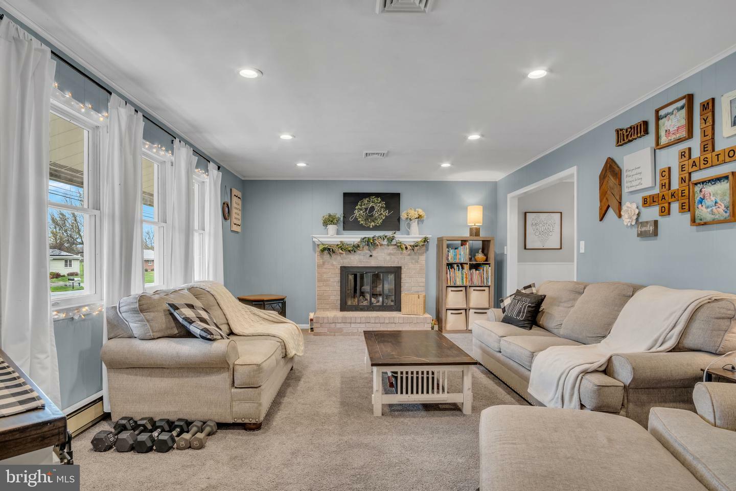 Property Photo: 2166 New Franklin Road W PA 17202