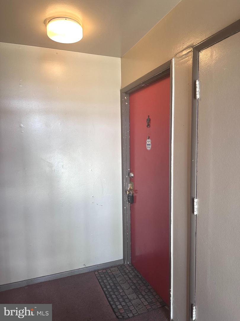 Property Photo: 7125 Donnell Place 7125 C4 MD 20747