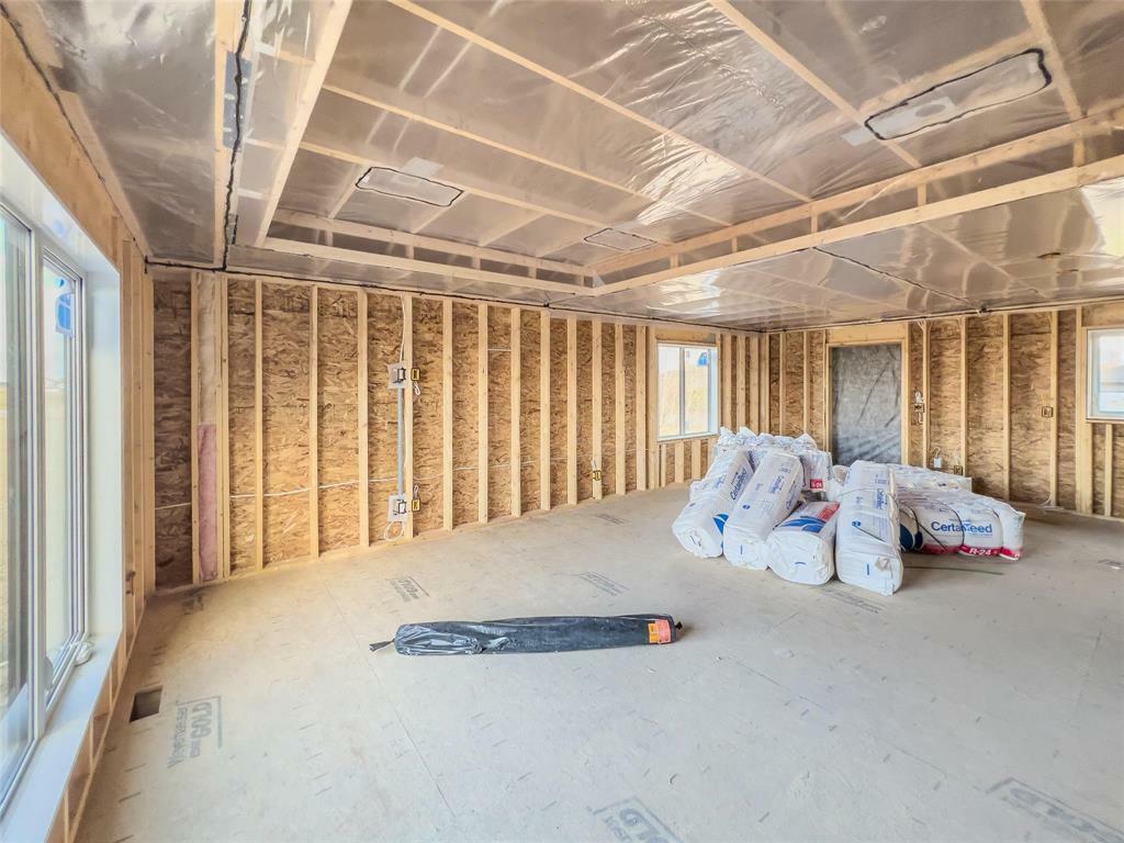 Property Photo: 32 Parkside Crescent MB R5G 2X3