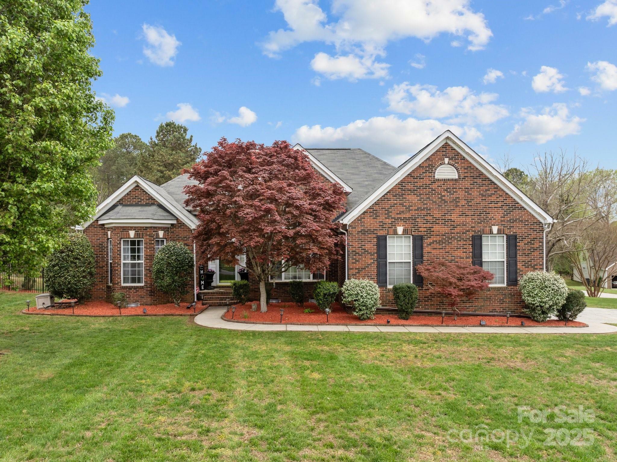 Property Photo:  5629 Berry Ridge Drive  NC 28075 