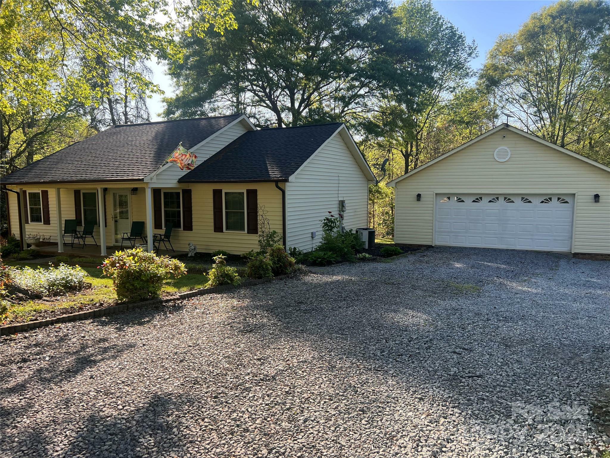 Property Photo: 109 Wilson Acres Drive NC 28086