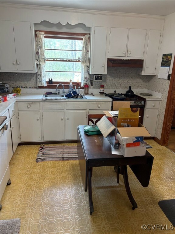 Property Photo: 3840 Randall Drive VA 23831