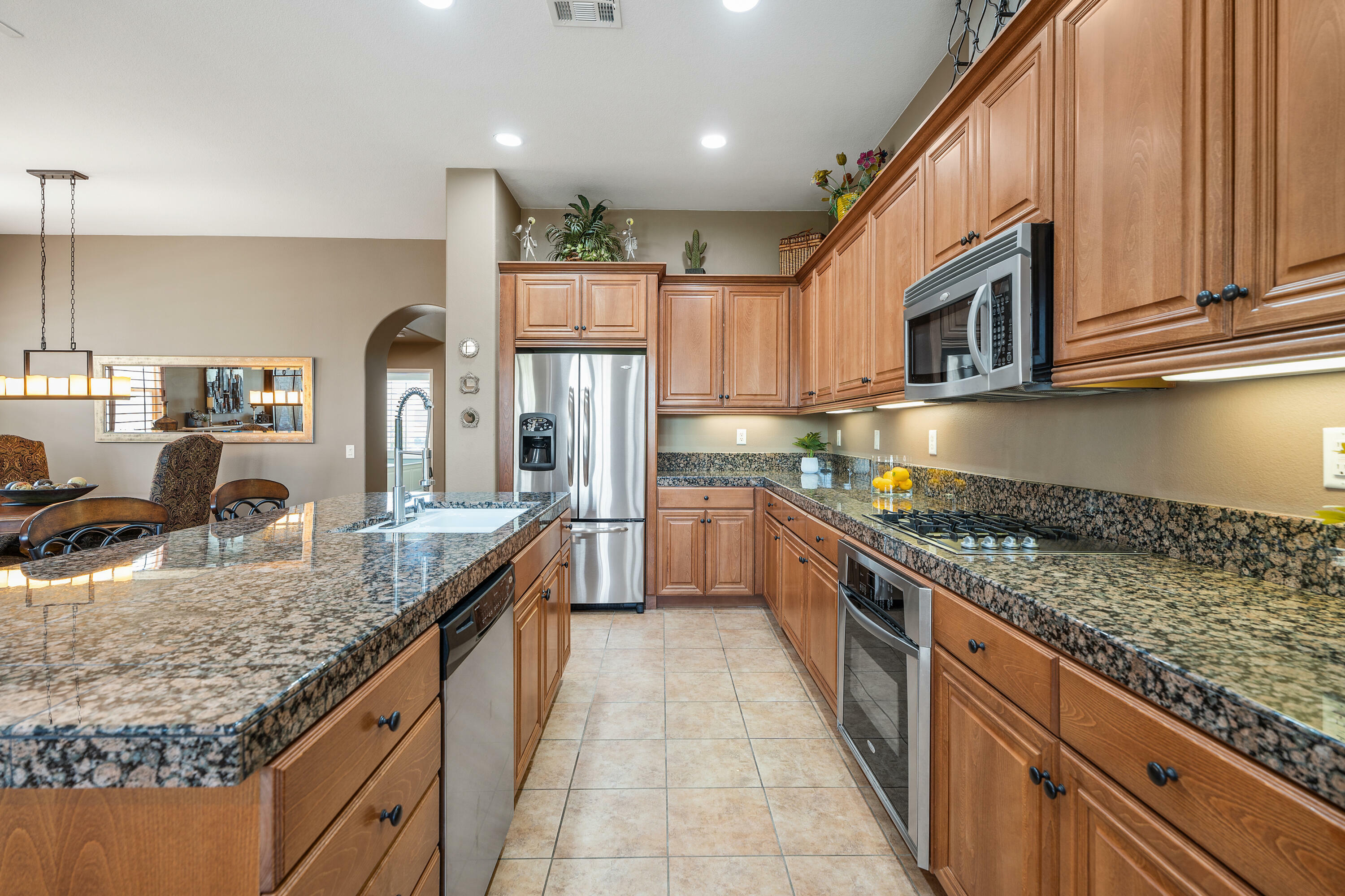 Property Photo: 77061 New York Avenue CA 92211