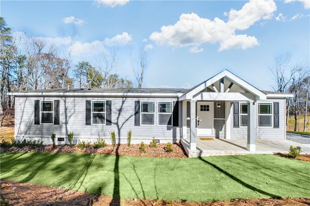 Property Photo: 350 Pea Ridge Road GA 30107