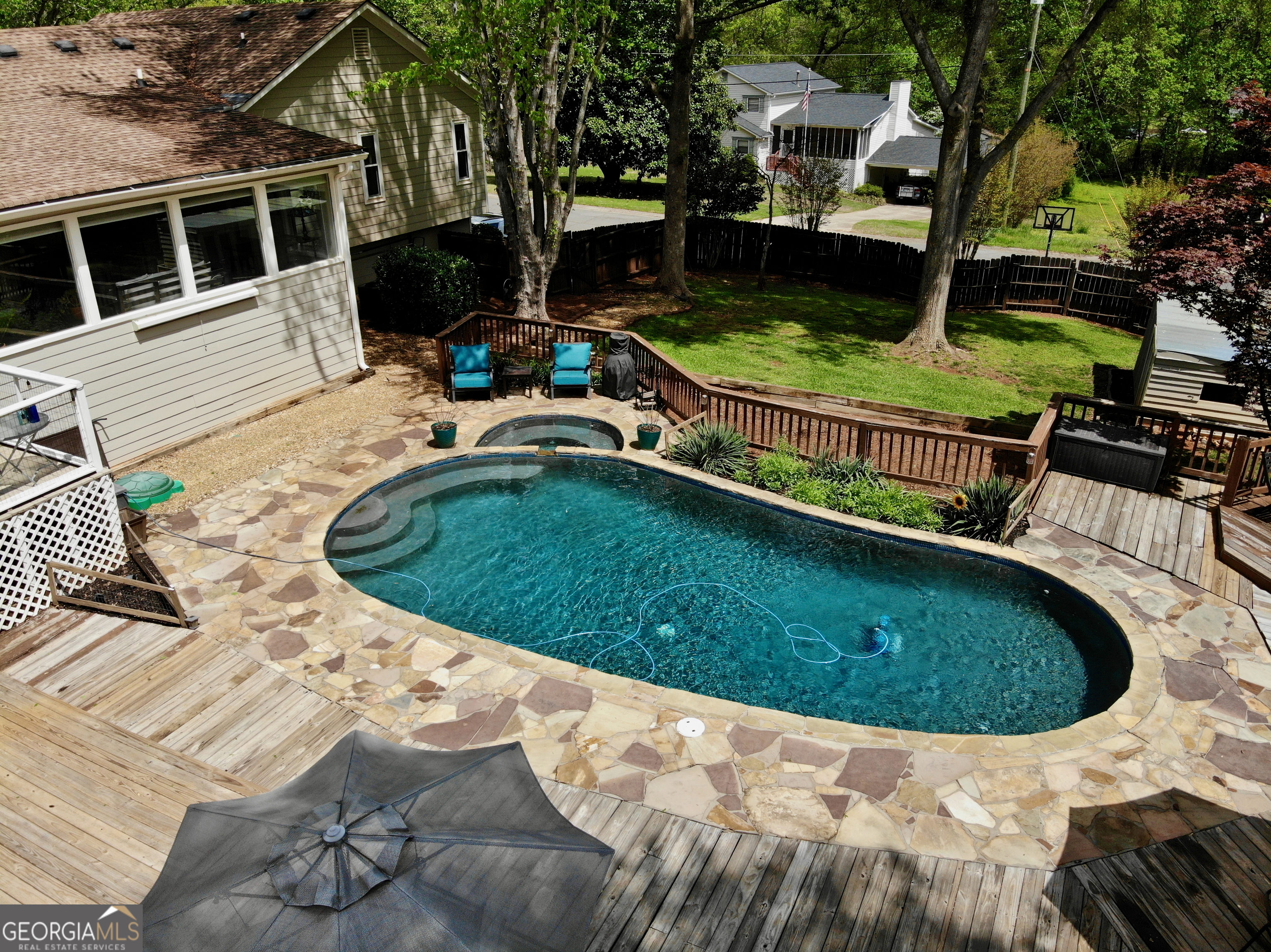 Property Photo:  1643 Cumberland Trace  GA 30102 