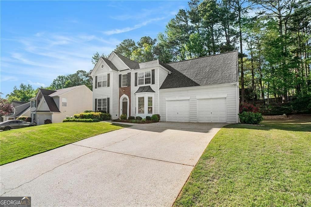 Property Photo: 1916 Oakwood Grove Drive GA 30078