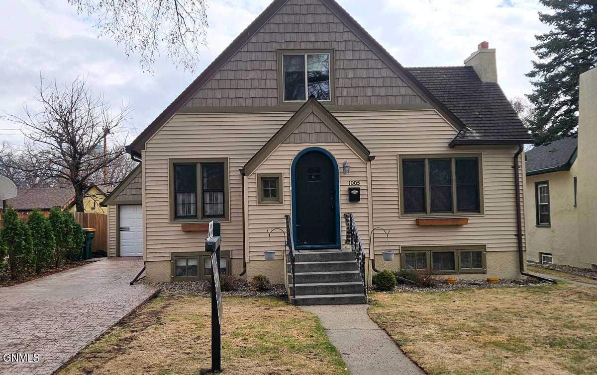1005 N 8th Street  Bismarck ND 58501 photo
