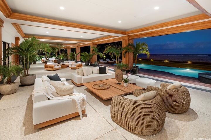 Property Photo: 4505 Kahala Avenue HI 96816