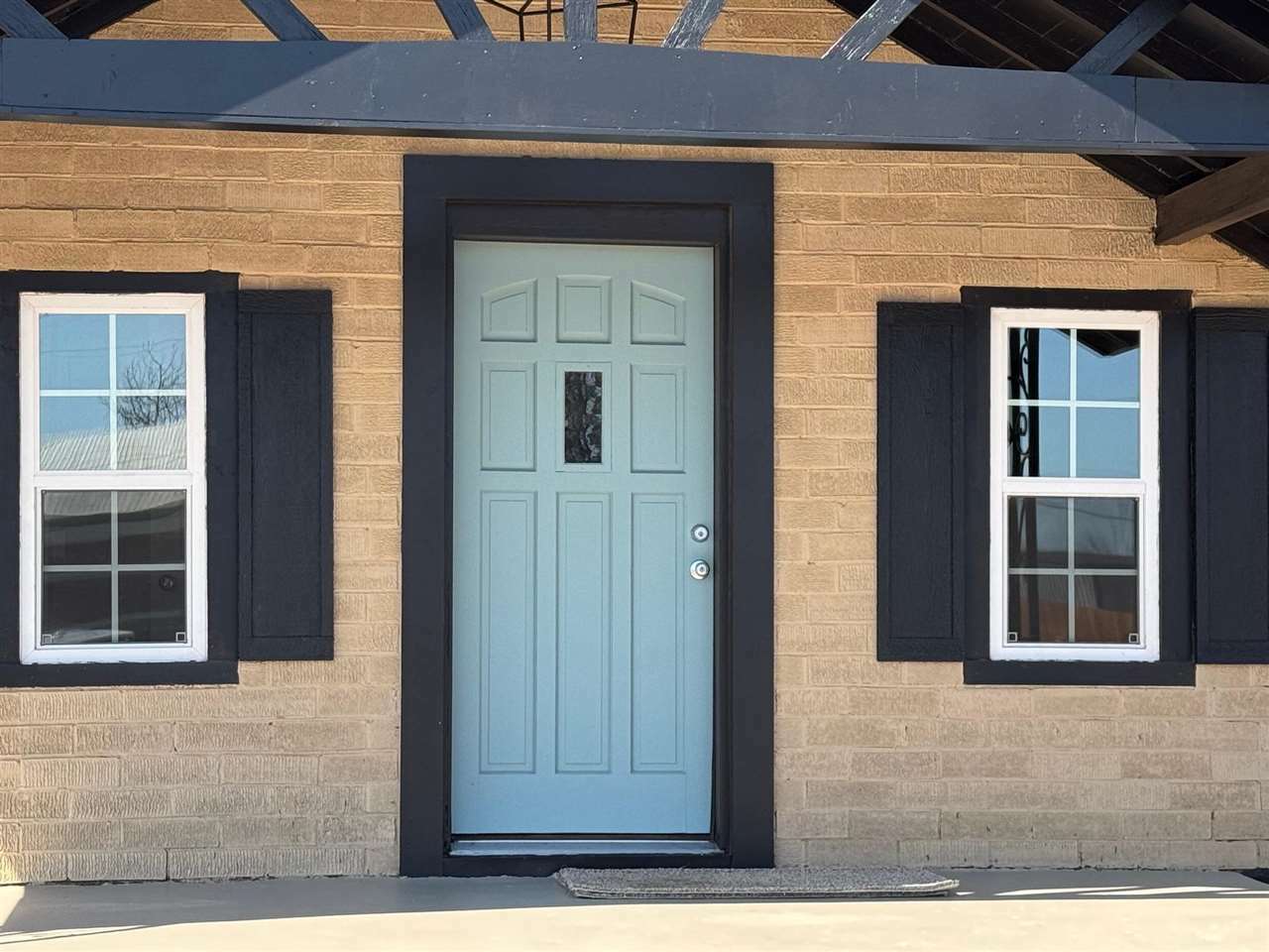 Property Photo: 103 E Cole Ave OK 73541
