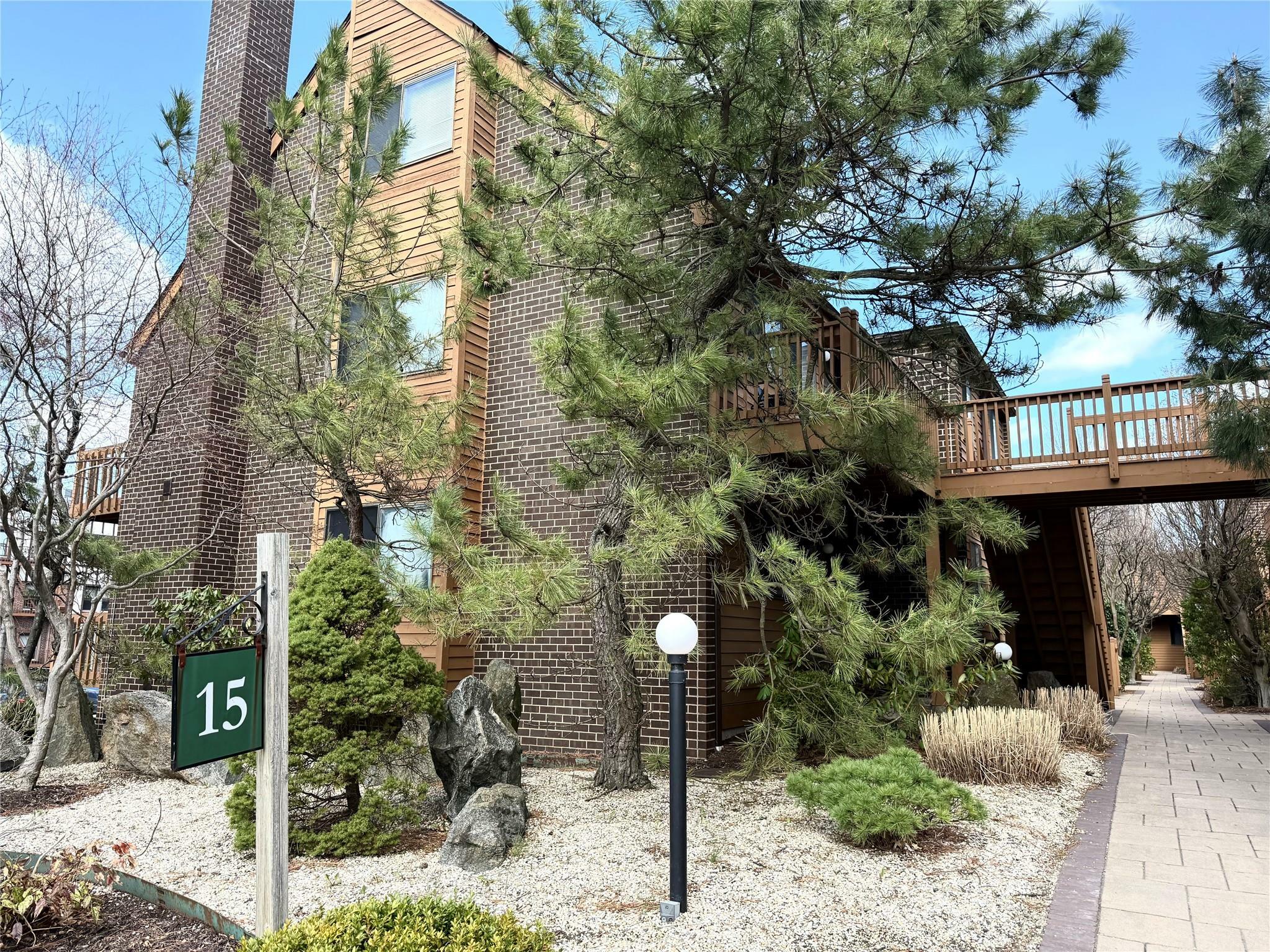 15 Greenridge Avenue 20H  White Plains NY 10605 photo