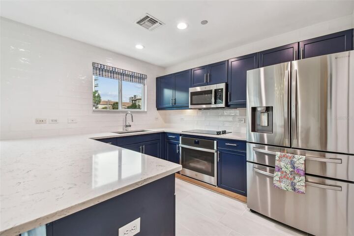 Property Photo: 337 4th Avenue S FL 33701