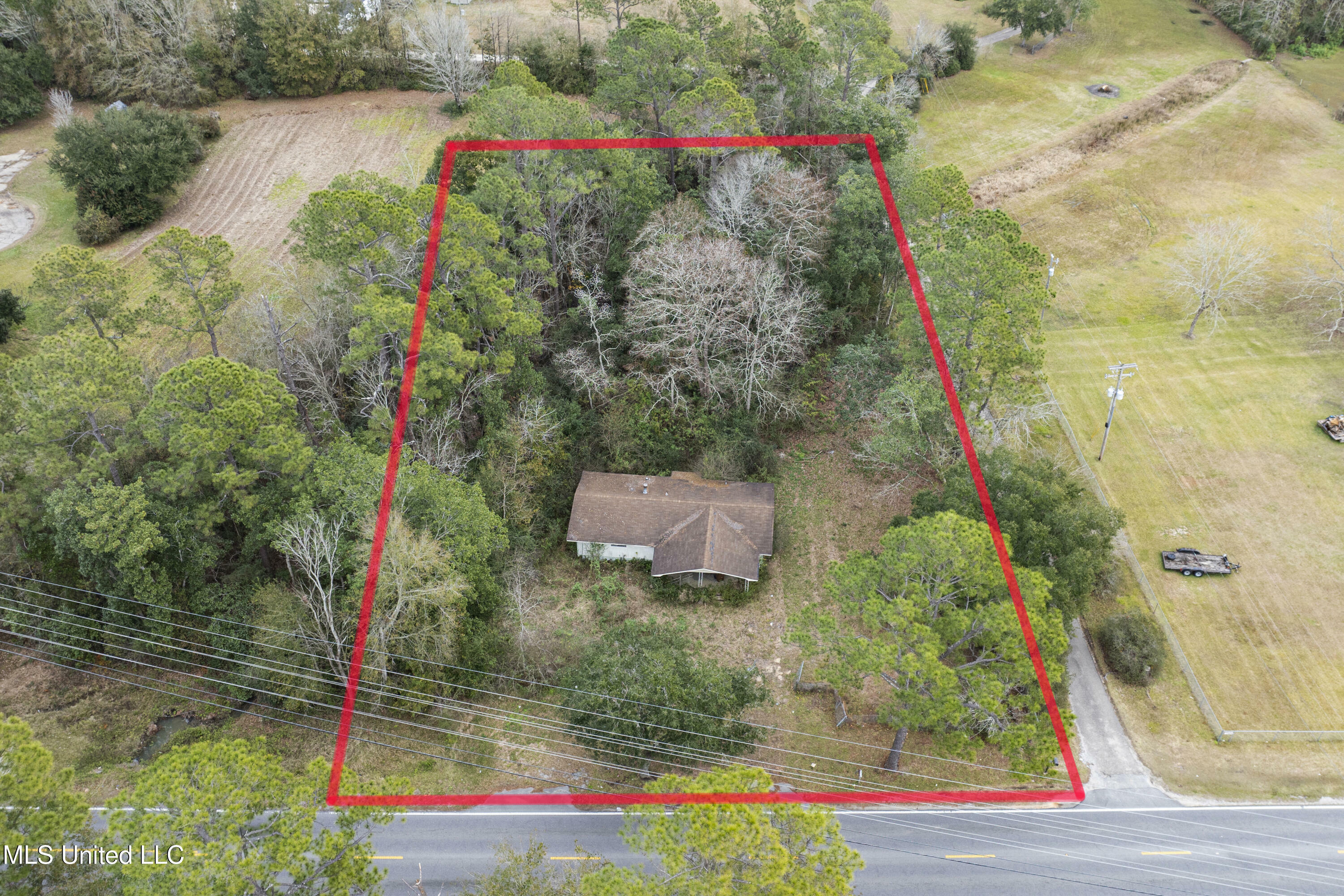 Property Photo: 11466 Canal Road MS 39503