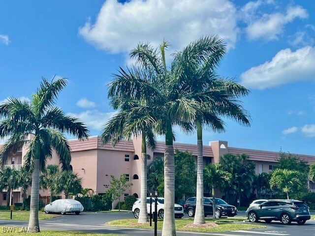 Property Photo: 150 Turtle Lake Court 107 FL 34105