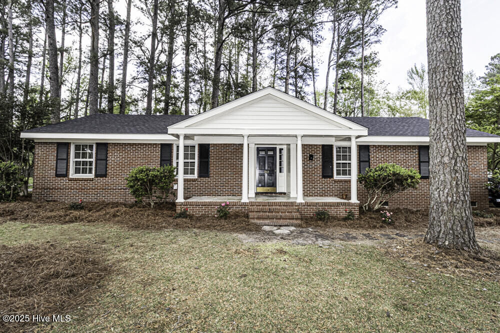 Property Photo: 2912 Ridgecrest Drive NC 27803
