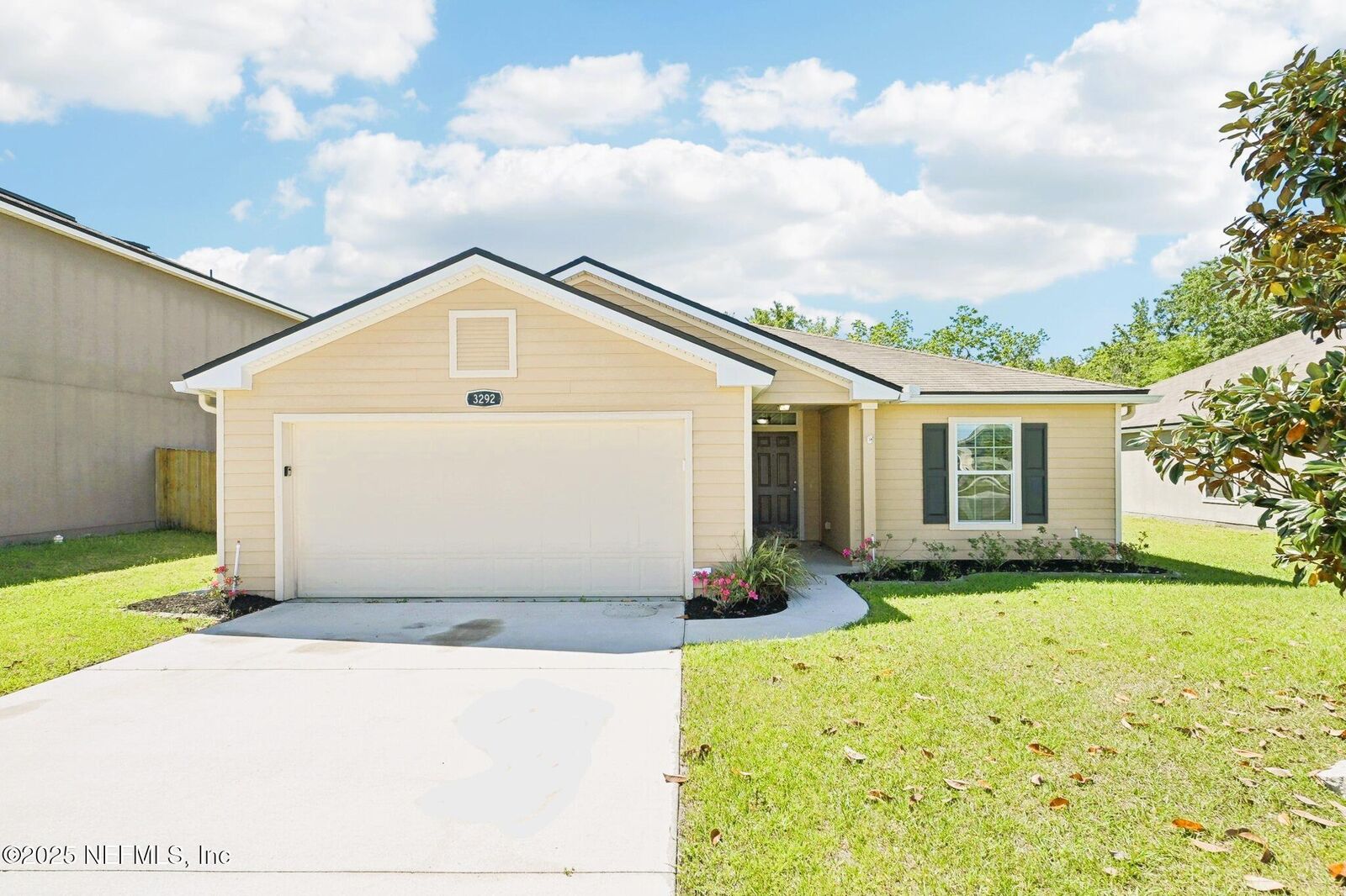 Property Photo:  3292 Canyon Falls Drive  FL 32043 