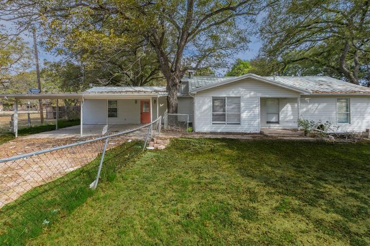 503 E Avenue G  Valley Mills TX 76689 photo