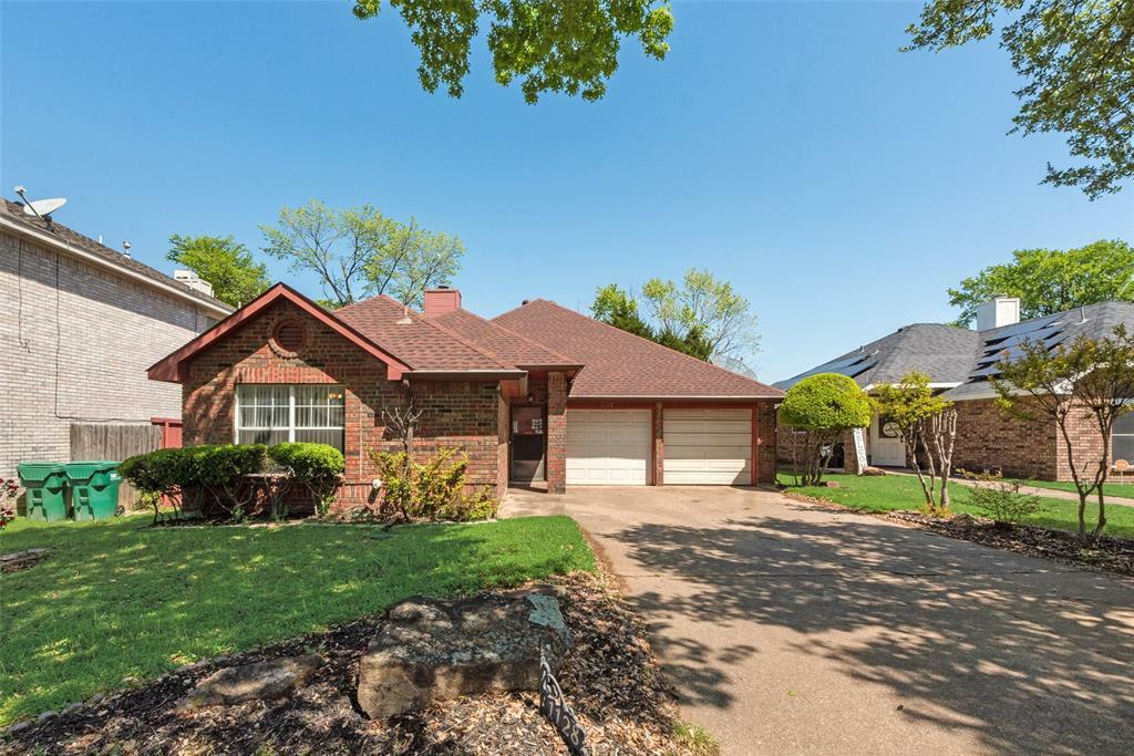 Property Photo: 1128 Germany Drive TX 75104