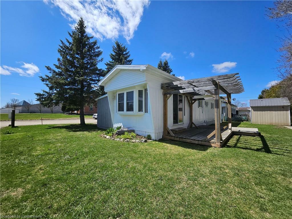Property Photo: 84 Wellington Street S 2 ON N0G 1P0