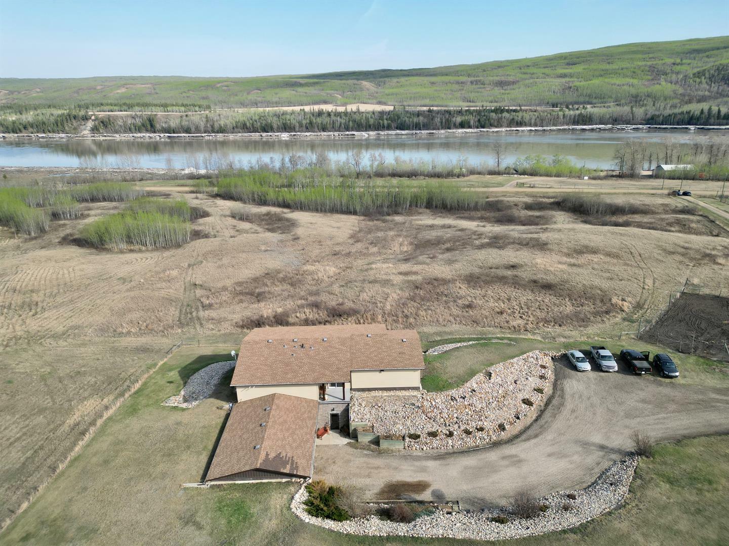 Property Photo: 235044 Twp 821A AB T8S 1S2