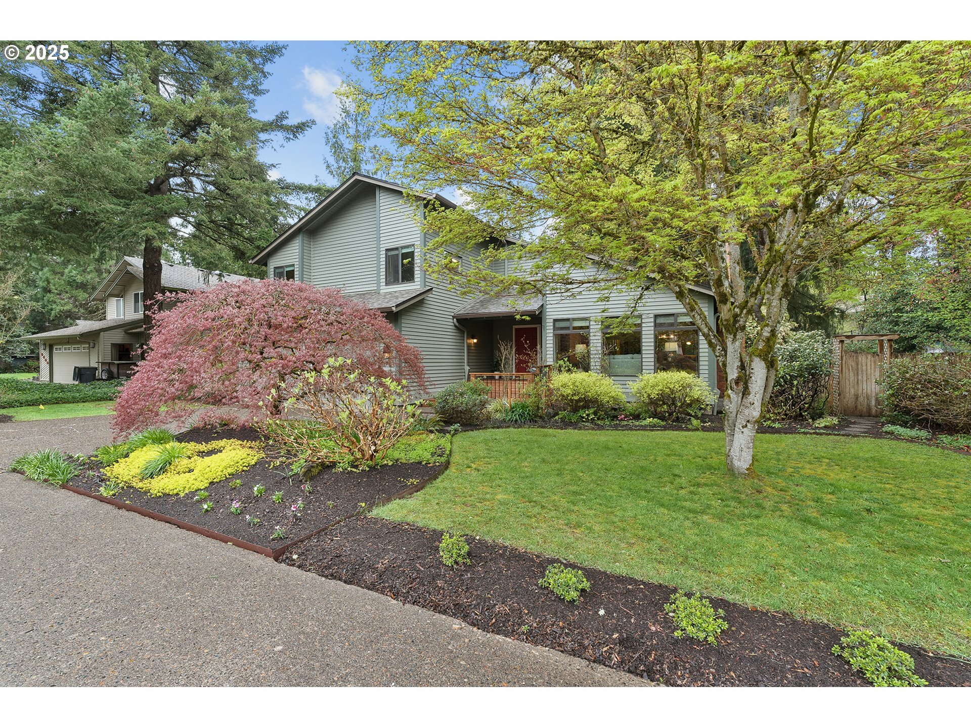 8099 SW Woody End St  Portland OR 97224 photo