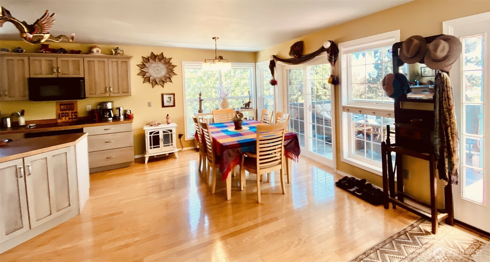 Property Photo: 850 10th Street WA 98368